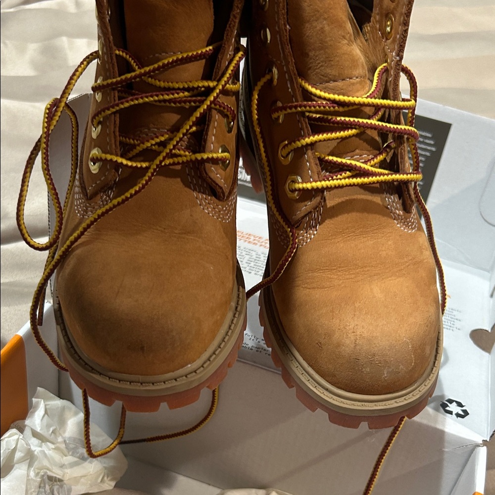 Kids Timberland boots - Picture 3 of 7